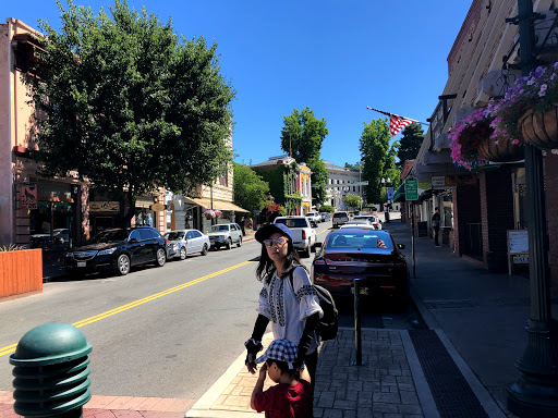 Sporting Goods Store «Sierra Mountain Outdoors Placerville», reviews and photos, 465 Main St, Placerville, CA 95667, USA