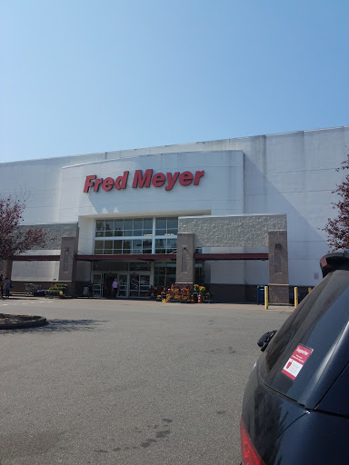 Grocery Store «Fred Meyer», reviews and photos, 17667 NE 76th St, Redmond, WA 98052, USA