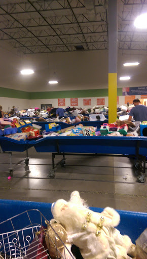 Thrift Store «Goodwill Everett Outlet», reviews and photos, 2208 W Casino Rd, Everett, WA 98204, USA