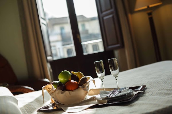 Plaza Nueva Hotel