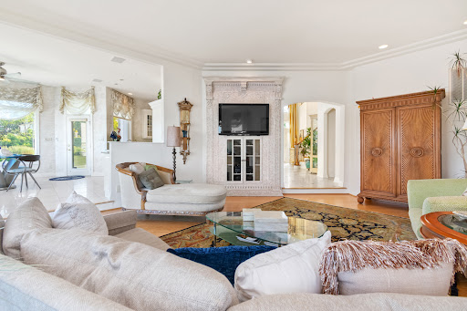 Real Estate Agency «Kris Weaver Real Estate Team», reviews and photos, 2901 S Lynnhaven Rd, Virginia Beach, VA 23452, USA