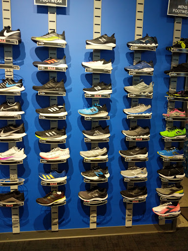 Running Store «Runners Plus», reviews and photos, 8970 Kingsridge Dr, Dayton, OH 45458, USA