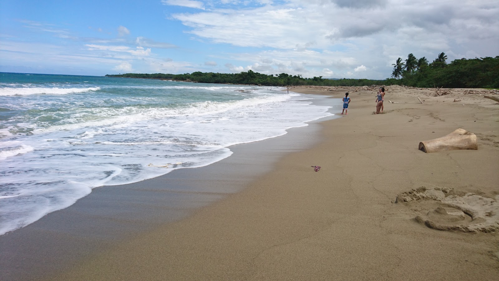 Fotografija Playa de Cangrejo II z svetel pesek površino