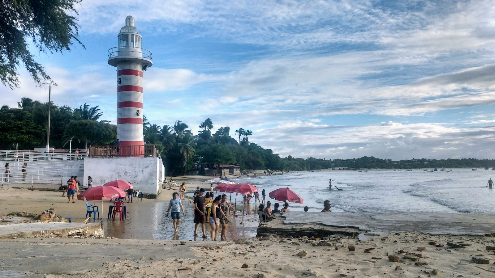 Photo de Praia da Bica - endroit populaire parmi les connaisseurs de la détente
