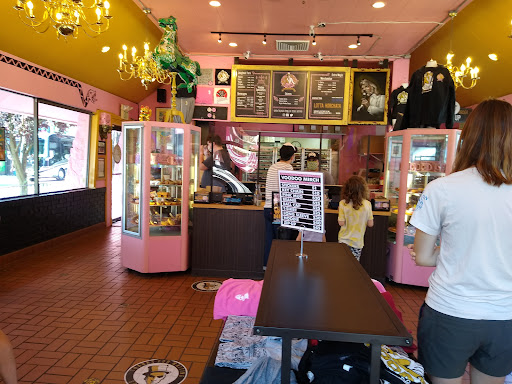 Donut Shop «Voodoo Doughnut Too», reviews and photos, 1501 NE Davis St, Portland, OR 97232, USA