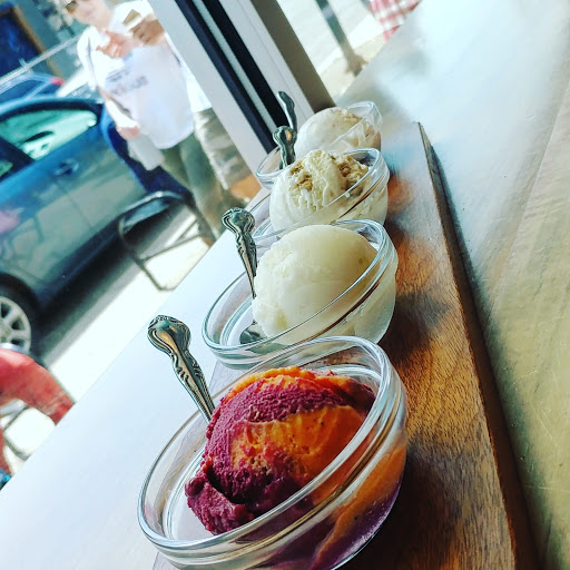 Ice Cream Shop «Salt & Straw», reviews and photos, 2035 NE Alberta St, Portland, OR 97211, USA