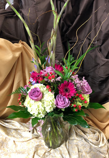 Florist «Elite Floral & Gift Shoppe», reviews and photos, 504 N Alafaya Trail #109, Orlando, FL 32828, USA