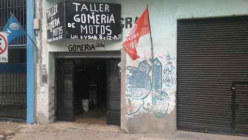TALLER Y GOMERIA DE MOTOS