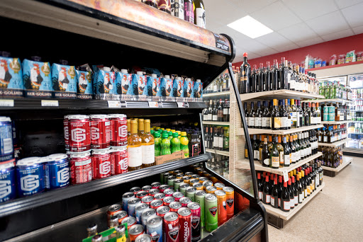 Liquor Store «Division Street Liquors», reviews and photos, 1759 W Division St, Chicago, IL 60622, USA