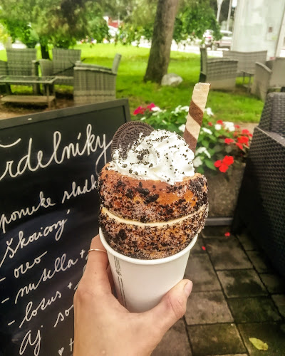 Habibi caffe bar piestany. شيشة. ارجيلة shisha. Hookah. Vodná fajka. Telefónne číslo