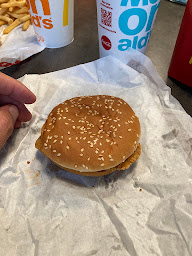 Photo n°17 de McDonald's à Landerneau ()