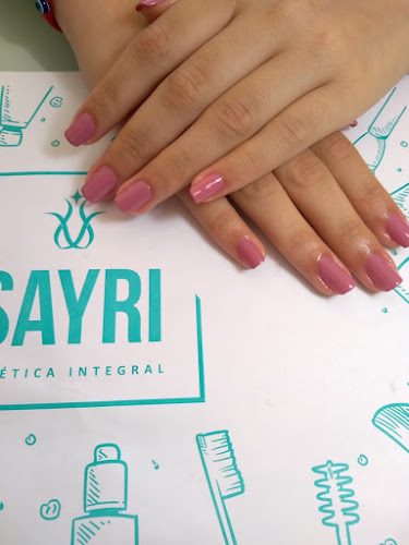 Sayri, estética integral. - Linares