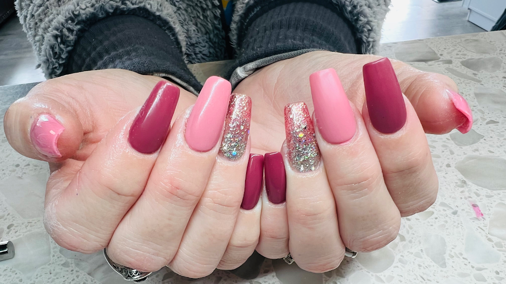 Pretty Nails 45371