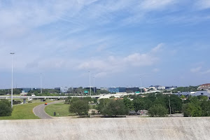 Arboretum Crossing