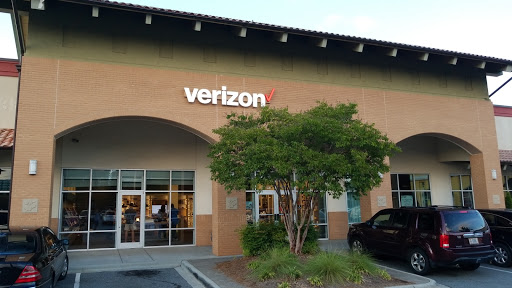 Cell Phone Store «Verizon», reviews and photos, 1630 E Woodlawn Rd #270, Charlotte, NC 28209, USA