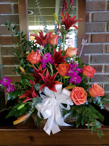Florist «Alluring Floral and Event Planning», reviews and photos, 4475 Richfield Rd, Flint, MI 48506, USA