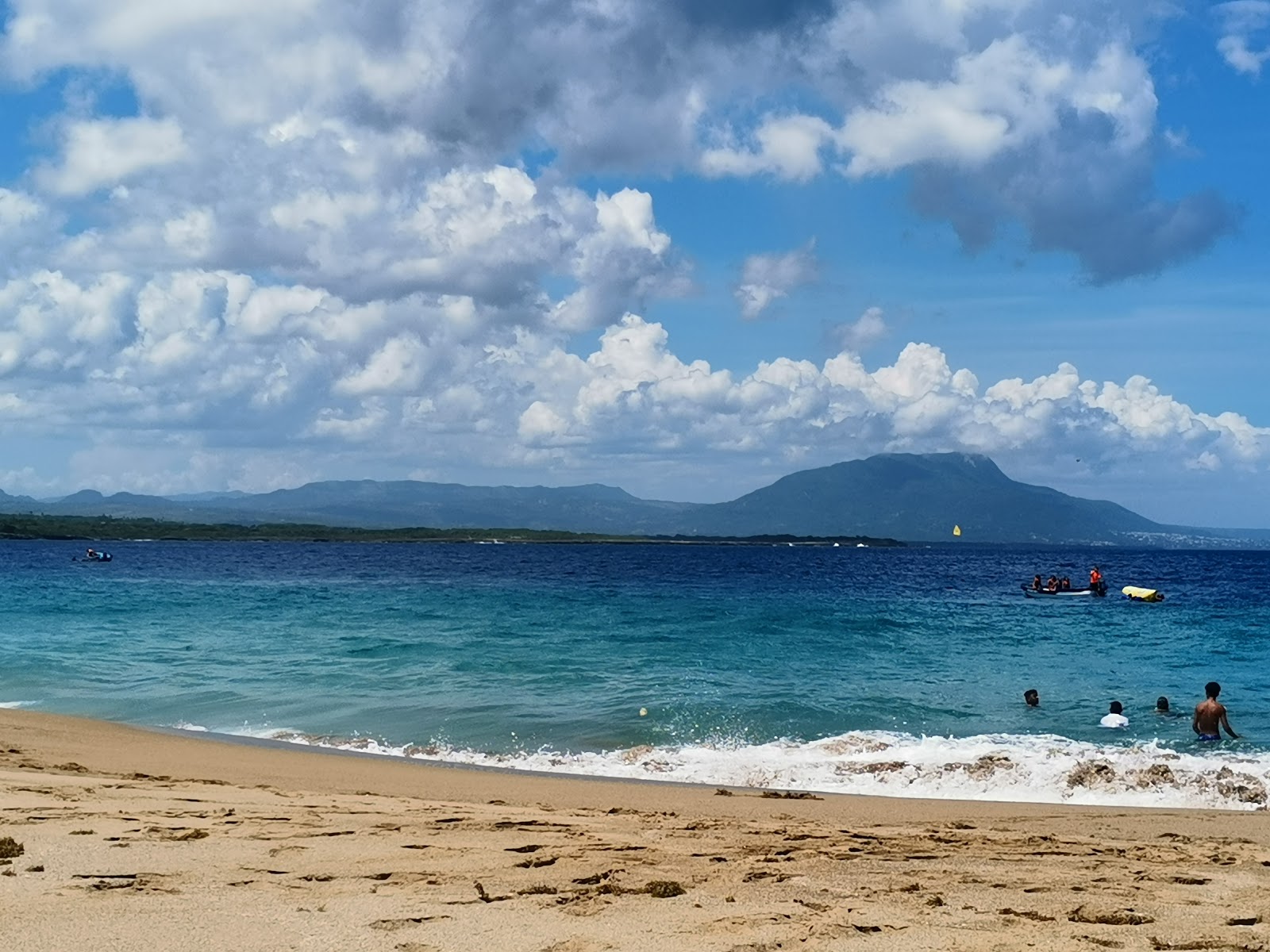 Foto de Playa Alicia - lugar popular entre los conocedores del relax