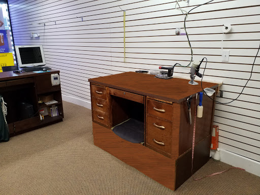 Dry Cleaner «Dry Cleaners & Tailor Inc», reviews and photos, 19 N Broadway, Yonkers, NY 10701, USA