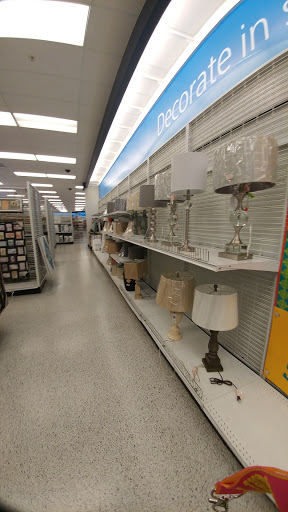 Clothing Store «Ross Dress for Less», reviews and photos, 2415 N Monroe St, Tallahassee, FL 32303, USA