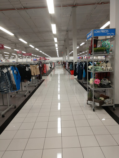 Clothing Store «Burlington Coat Factory», reviews and photos, 9189 E Indian Bend Rd, Scottsdale, AZ 85250, USA