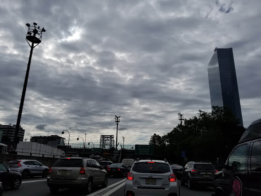 Shopping Mall «Oaktree Mall Shopping Center», reviews and photos, 2024 Center Ave n, Fort Lee, NJ 07024, USA