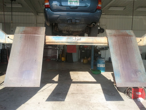 Mechanic «Pro Automotive Services», reviews and photos, 1095 E Edwardsville Rd, Wood River, IL 62095, USA