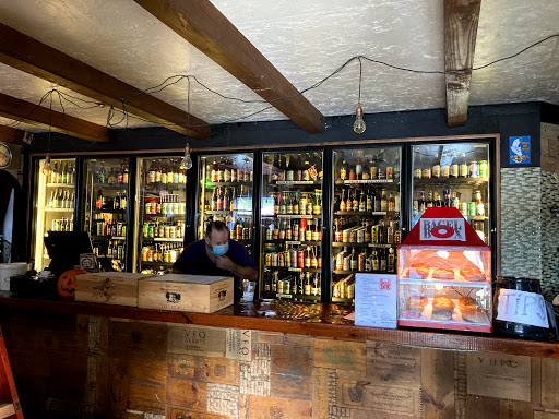 Pub «Cock & Bull Farmhouse ~ Pizza & Tasting Room», reviews and photos, 975 Cattlemen Rd, Sarasota, FL 34232, USA