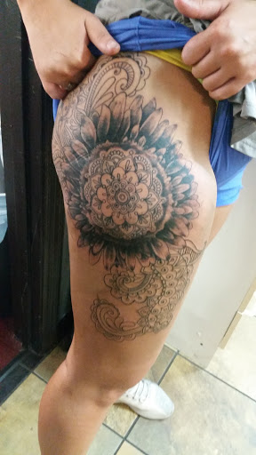 Tattoo Shop «Ink Addiction Tattoo Studio», reviews and photos, 414 E Park Ave, Valdosta, GA 31602, USA