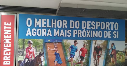 Stores to buy women's sportswear Lisbon