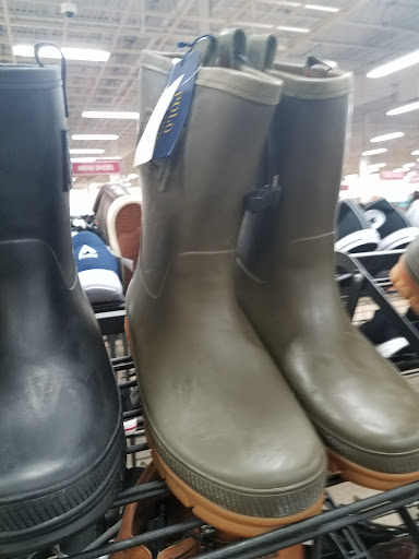 Clothing Store «Burlington Coat Factory», reviews and photos, 55 Brick Blvd, Brick, NJ 08723, USA