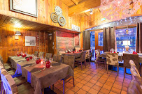 Atmosphère du Restaurant français la cabane des neiges à Bourg-Saint-Maurice - n°4