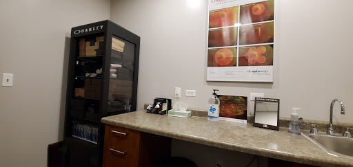 Optometrist «Marketplace Vision», reviews and photos, 1306 S Halsted St, Chicago, IL 60607, USA