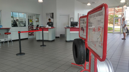 Tire Shop «Discount Tire Store - Greenville, SC», reviews and photos, 1408 Woodruff Rd, Greenville, SC 29607, USA