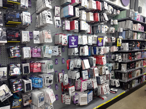Variety Store «Five Below», reviews and photos, 15 U.S. 9, Manalapan Township, NJ 07726, USA