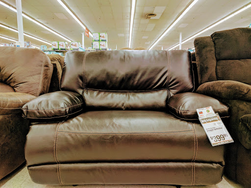 Discount Store «Big Lots», reviews and photos, 5640 Dixie Hwy, Waterford Twp, MI 48329, USA