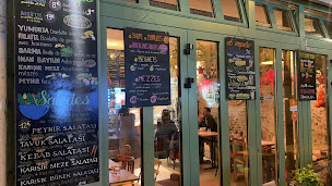 Photo n°4 de Chez les deux amis à Paris ()