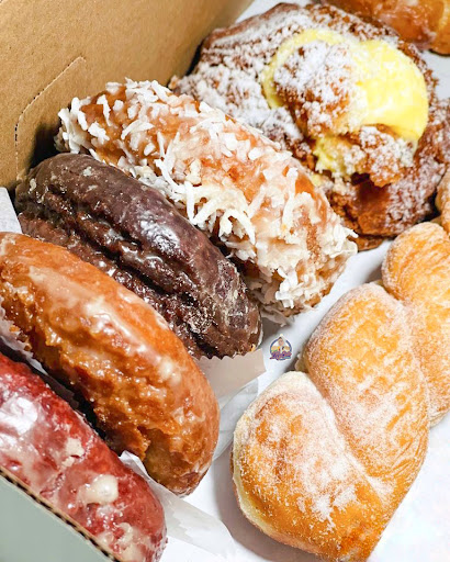 Donut Shop «Peter Pan Donut & Pastry Shop», reviews and photos, 727 Manhattan Ave, Brooklyn, NY 11222, USA