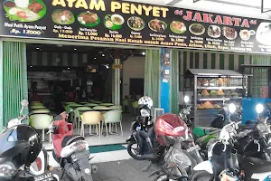 Ayam Penyet Jakarta, Aksara image