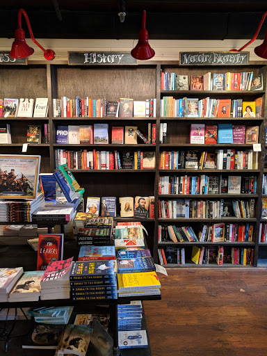Book Store «Harbor Books», reviews and photos, 20 Main St, Sag Harbor, NY 11963, USA