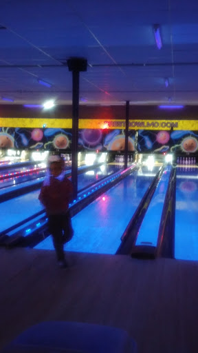 Bowling Alley «Crest Bowl», reviews and photos, 650 N New Florissant Rd, Florissant, MO 63031, USA