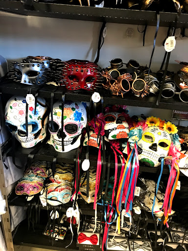 Thrift Store «Goodwill Boutique», reviews and photos, 61 W Portal Ave, San Francisco, CA 94127, USA