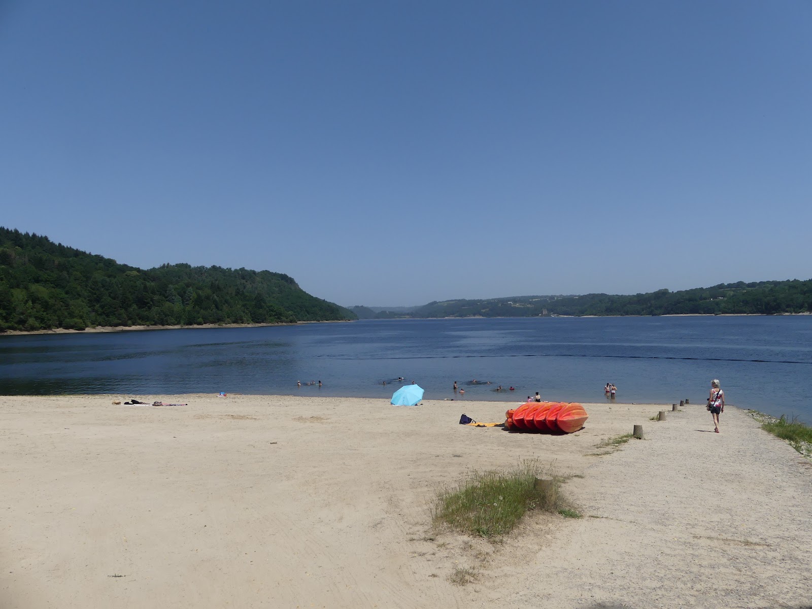 Foto di Plage des Aubazines con una superficie del sabbia beige