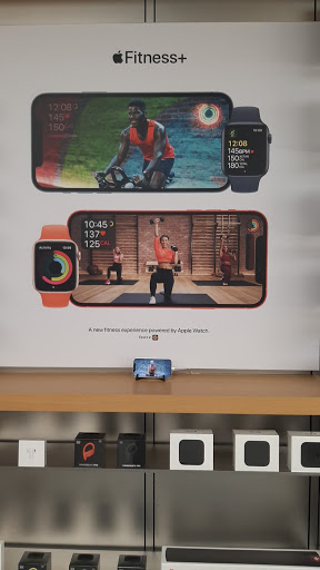 Computer Store «Apple Glendale Galleria», reviews and photos, 2126 Galleria Way, Glendale, CA 91210, USA