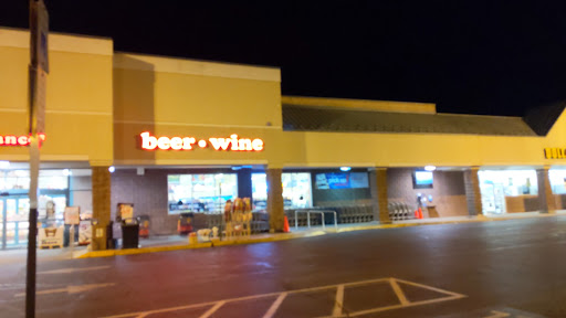 Supermarket «Millbrook Plaza», reviews and photos, 2 Millbrook Plaza Ln, Mill Hall, PA 17751, USA