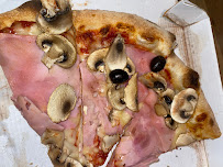 Plats et boissons du Pizzeria Pizza Carpentras - Livraison - Emporter . - n°4