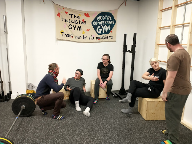 Comments and reviews of Bristol Co-operative Gym