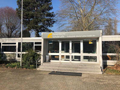 Gewerbliche Schule Lahr / Berufskolleg Grafik-Design Tramplerstraße 80, 77933 Lahr/Schwarzwald, Deutschland