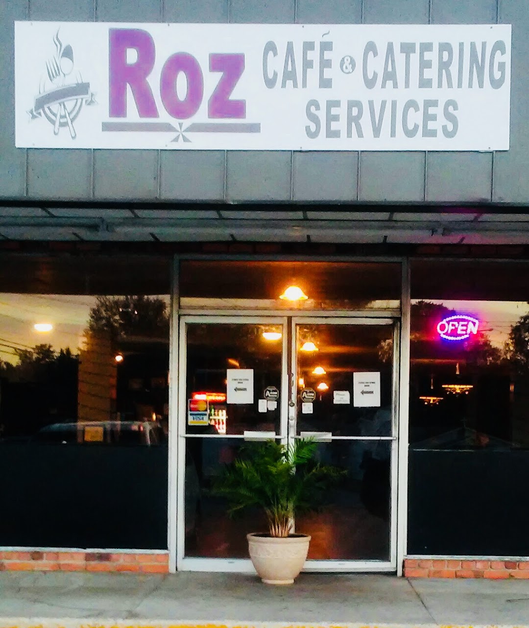 Rozs Cafe