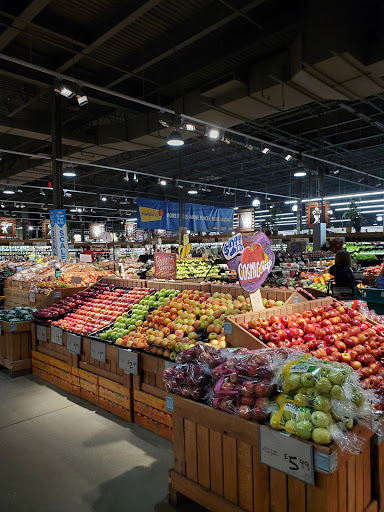 Grocery Store «Grandview Yard Market District», reviews and photos, 840 W 3rd Ave, Columbus, OH 43212, USA