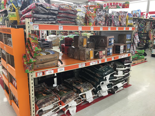 Tractor Supply Co., 4210 Market St, Warren, PA 16365, USA, 